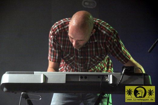 OXO 86 (D) 11. Dynamite Ska Festival - Werk II, Leipzig 02. November 2013 (16).JPG